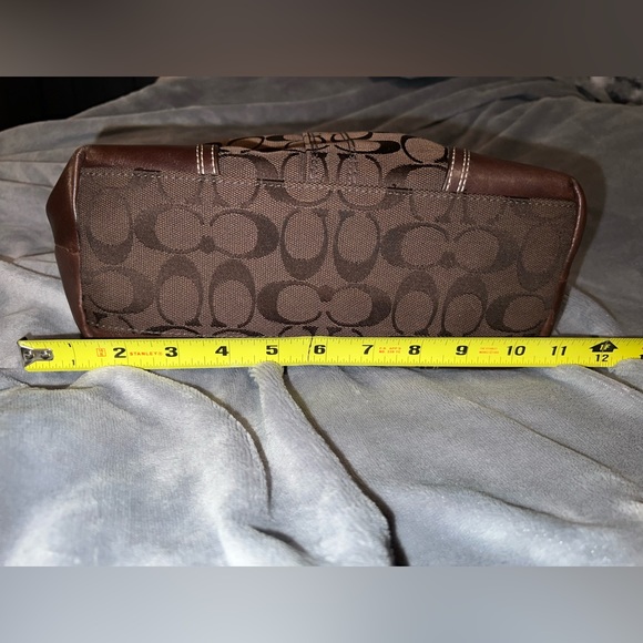 Coach Signature Hampton mini tote - Picture 16 of 16